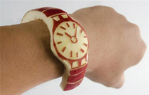 Apple Watch還未上市 已遭山寨產品圍攻 山寨蘋果手表 Apple Watch CES2015 熱點動態  第1張
